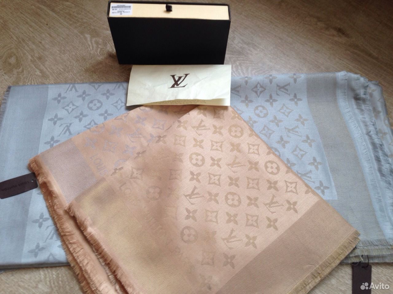 Louis Vuitton шаль m71382