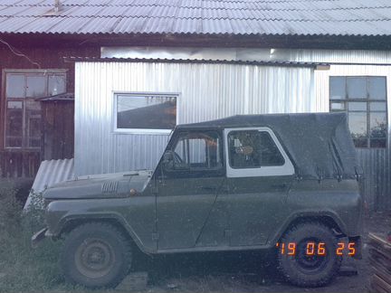 УАЗ 31512 2.4 МТ, 1988, внедорожник