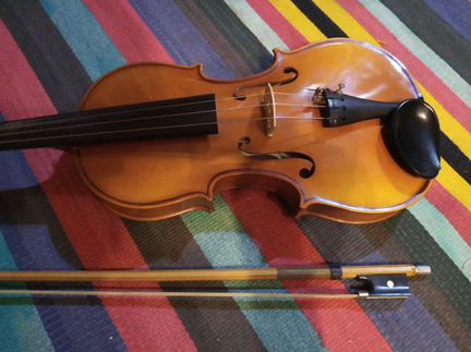 Скрипка 3/4. Производство Молдова