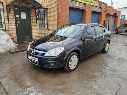 Opel Astra 1.6 МТ, 2012, 120 000 км