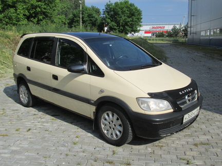 Opel Zafira 1.6 МТ, 2004, 200 000 км