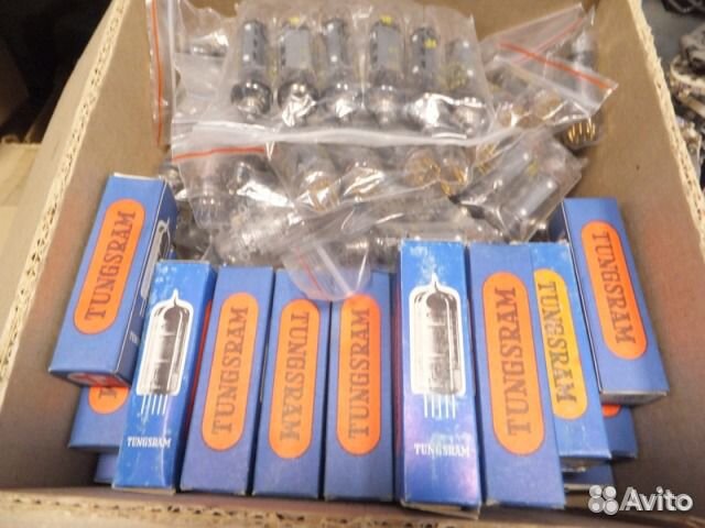 12AX7 mullard E88CC EL 84 6550