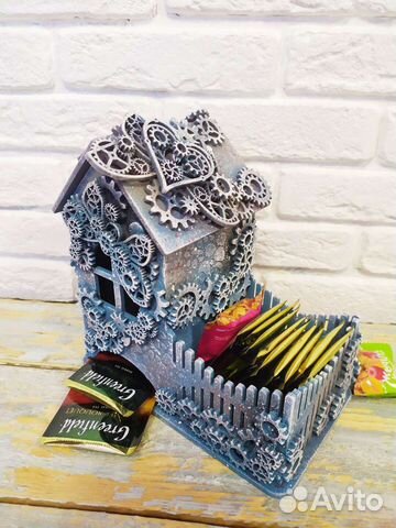 Для хранения чайных пакетиков.домик