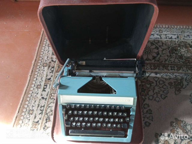 Пишущие машинки Москва 8М, Любава, Ивица. Бумага