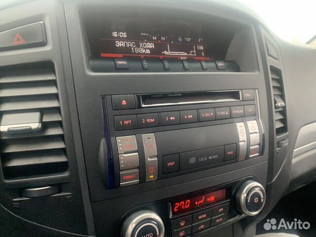 Продам магнитолу на mitsubishi pajero