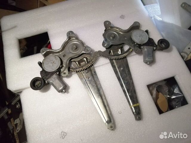 Стеклоподъемник задний Toyota LC Prado 120 RX300