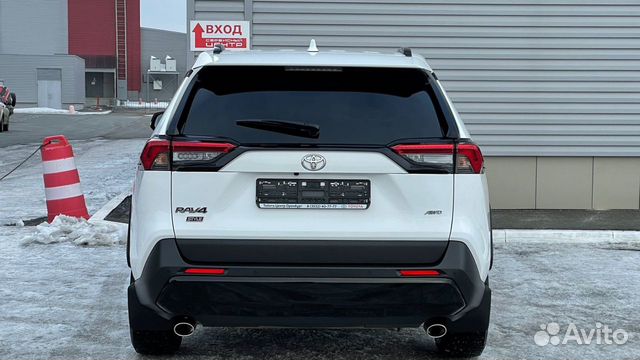 Toyota RAV4 2.5 AT, 2021, 13 940 км