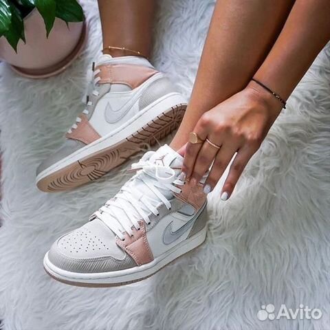 CV3044-100 Jordan 1 Retro Mid Milan Купить в Украине - Jordan