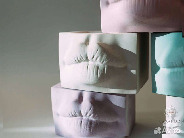 Силиконовая форма молд Губы Джоли ваза гипс бетон