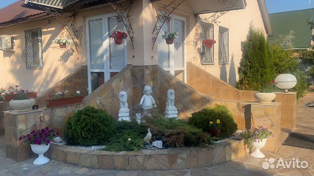 

5-к. коттедж, 300 м²