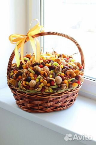 Букеты из сухофруктов и орехов