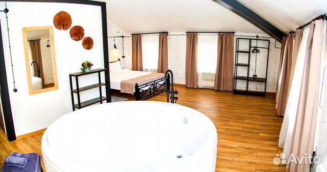 

Квартира-студия, 80 м², 3/3 эт.