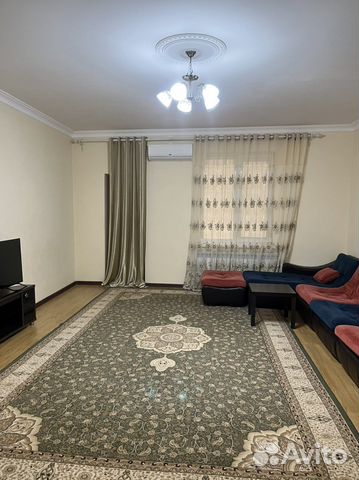 

2-к. квартира, 90 м², 1/4 эт.