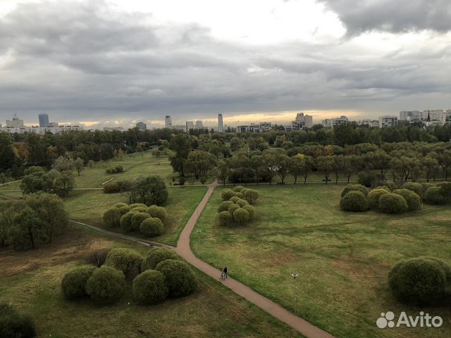 

2-к. квартира, 52 м², 8/16 эт.