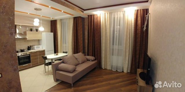 

1-к. квартира, 42 м², 1/18 эт.