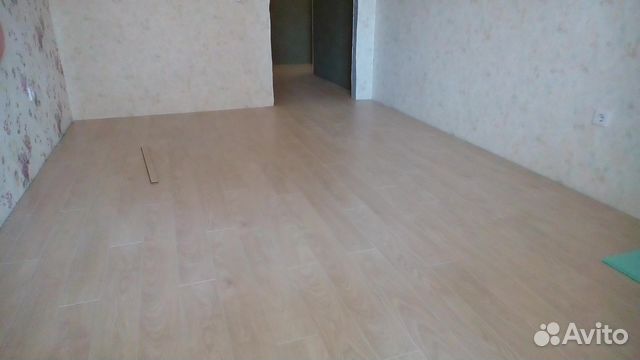 Укладка линолеума, ламината, коврового покрытия, п