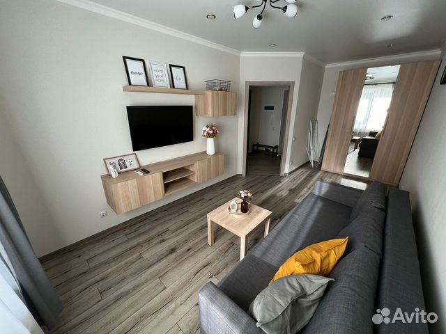 

1-к. квартира, 45 м², 4/10 эт.