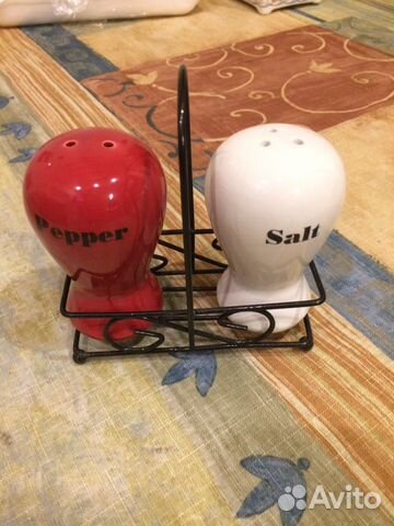 Солонка соль-перечница новая