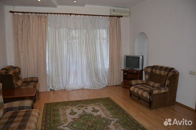 2-к квартира, 63 м², 2/2 эт.
