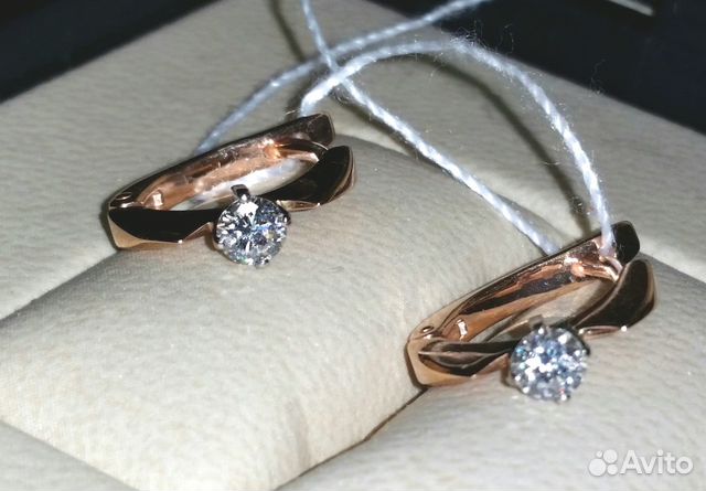 Серьги золотые с бриллиантами (Россия)
