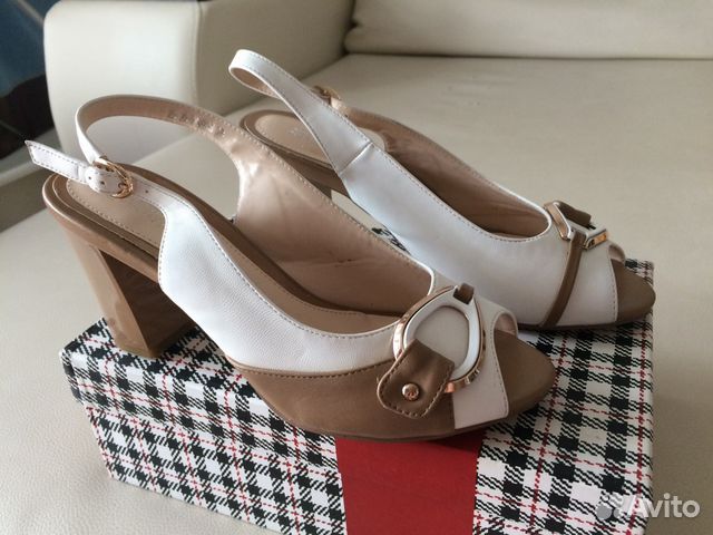 Женские туфли (иск.кожа) Женские туфли (иск.кожа)