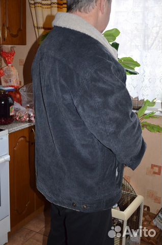 Вельветовая куртка на меховой подкладке