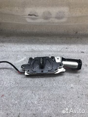 51244443052 Доводчик багажной двери для BMW Х5