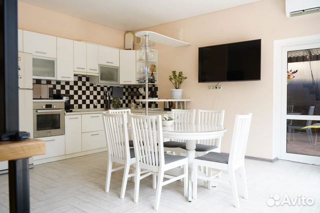 

5-к. коттедж, 210 м²