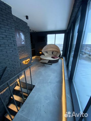 

Квартира-студия, 100 м², 1 кровать
