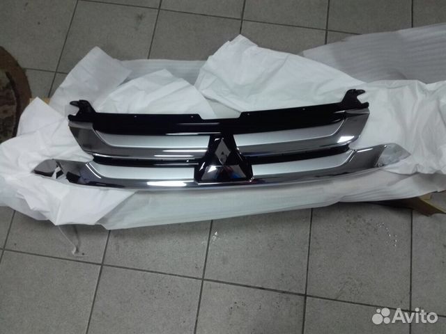 Mitsubishi outlander 3 2015- решетка радиатора Mitsubishi outlander 3 2015- решетка радиатора