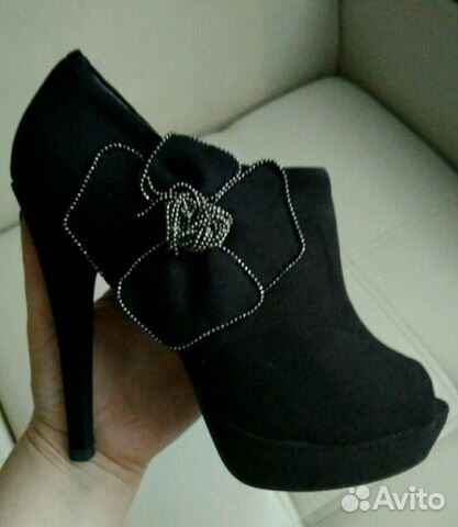 Новые замшевые туфли