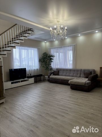 

4-к. коттедж, 220 м²