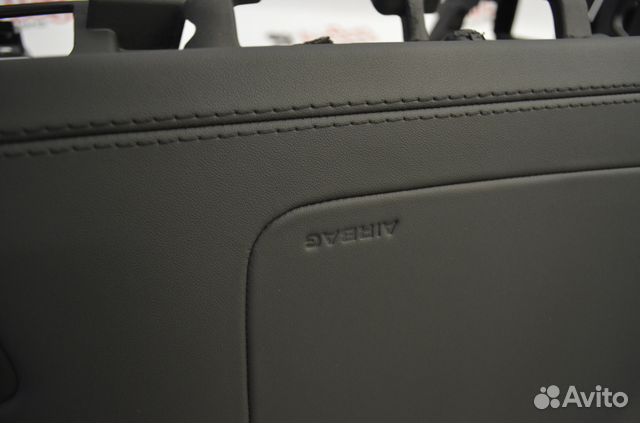 Торпедо панель приборов Hyundai Equus кожа Торпедо панель приборов Hyundai Equus кожа