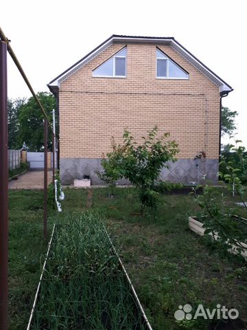 Дом 200 м² на участке 4 сот.