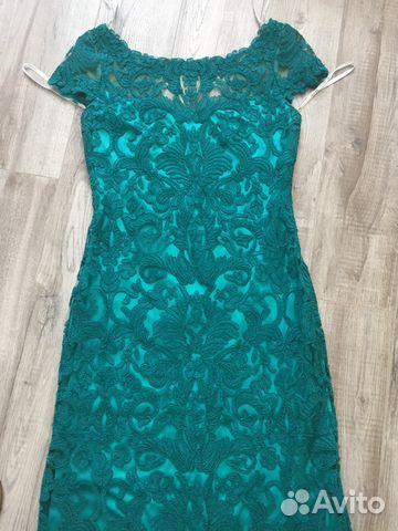 Платье вечернее Tadashi Shoji Платье вечернее Tadashi Shoji