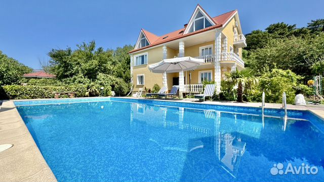 

10-к. и более коттедж, 300 м²