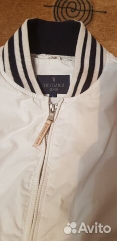 Куртка, ветровка Trussardi. Размер М- L Куртка, ветровка Trussardi. Размер М- L