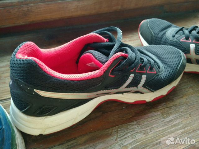 Кроссовки Asics