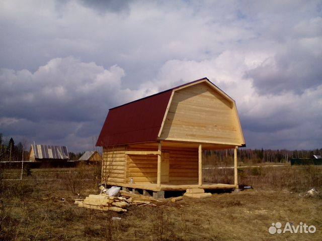 Сруб бани 4х6 + 2 м терраса с мансардной крышей Сруб бани 4х6 + 2 м терраса с мансардной крышей