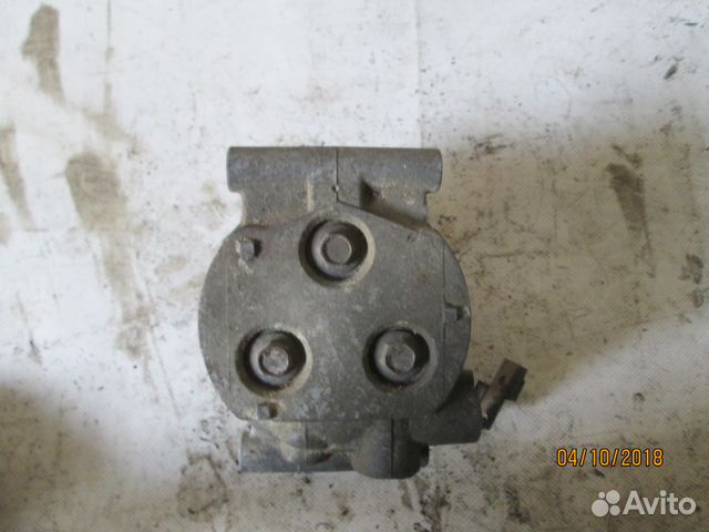 Компрессор Mitsubishi Carisma MR500007 1,6 2001 Компрессор Mitsubishi Carisma MR500007 1,6 2001