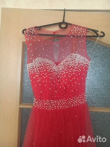 Платье вечернее