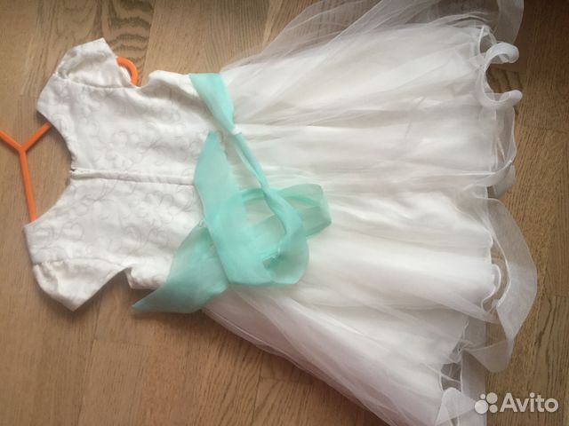 Нарядное платье для девочки