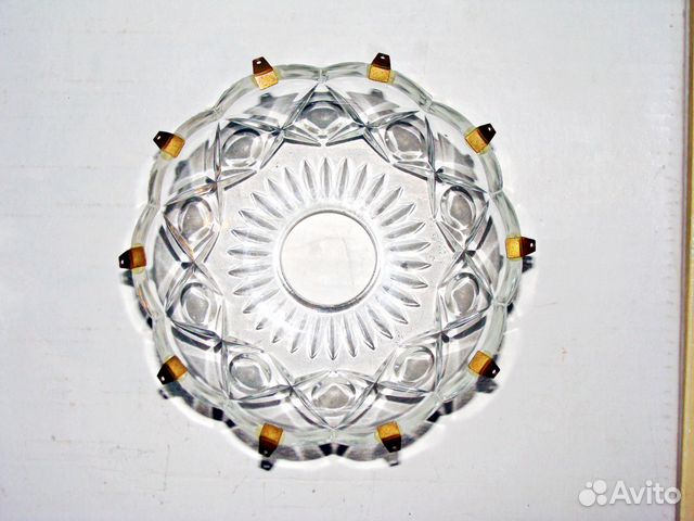 Для хрустальной чешской люстры - блюдца под лампы
