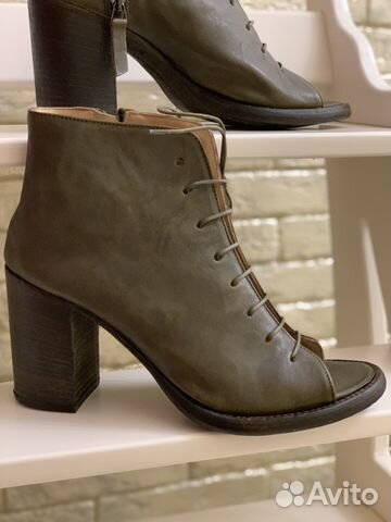 Босоножки, стильные, новые Ernesto Dolani