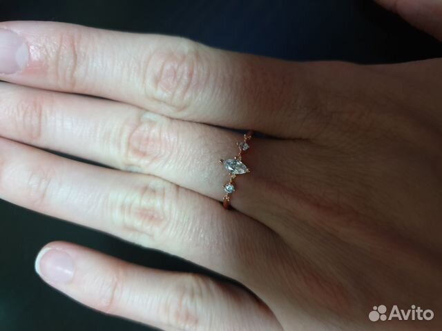 Кольцо серебряное (позолота) с цирконом, размер 7