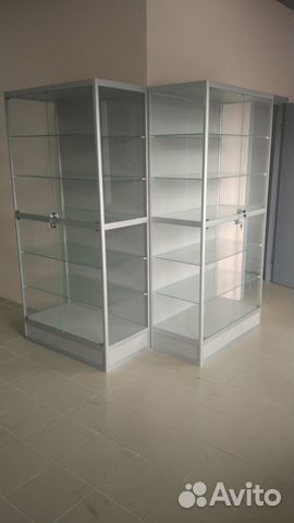 Стеклянные витрины для магазина
