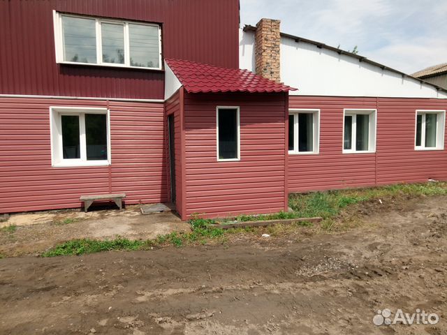 Коттедж 170 м² на участке 10 сот.