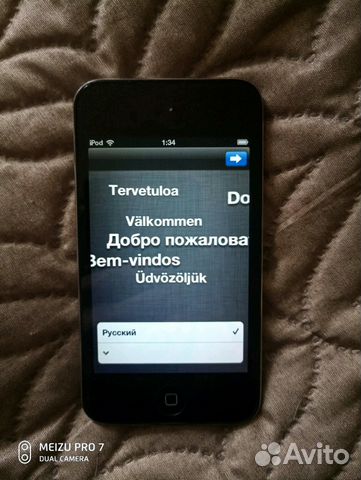 Плеер iPod touch 4