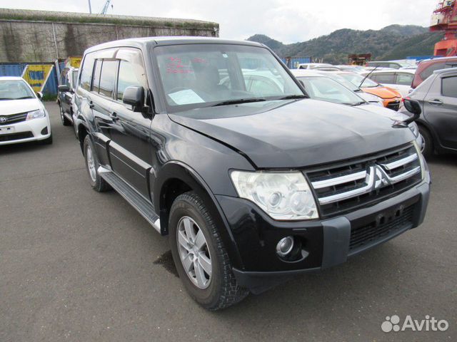 На разборе MItsubishi Pajero 4 3.0 на запчасти На разборе MItsubishi Pajero 4 3.0 на запчасти