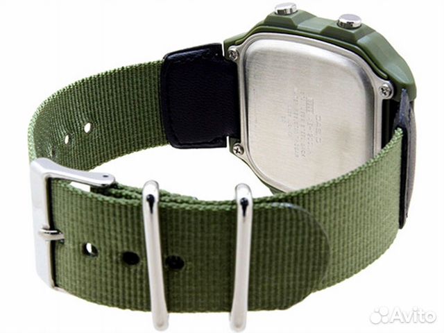 Новые Японски часы Casio Illuminator AE-1200WHB-3B Новые Японски часы Casio Illuminator AE-1200WHB-3B